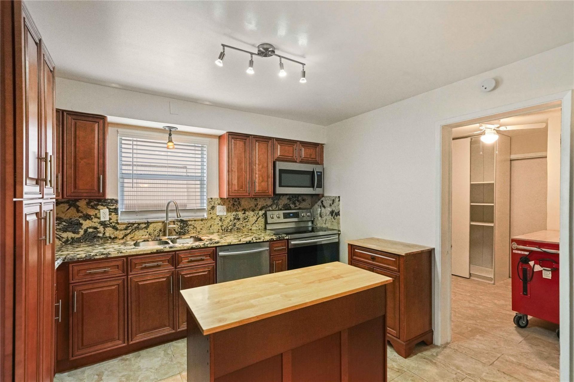 51 NE 49th Street, Fort Lauderdale, FL 33334 Photo
