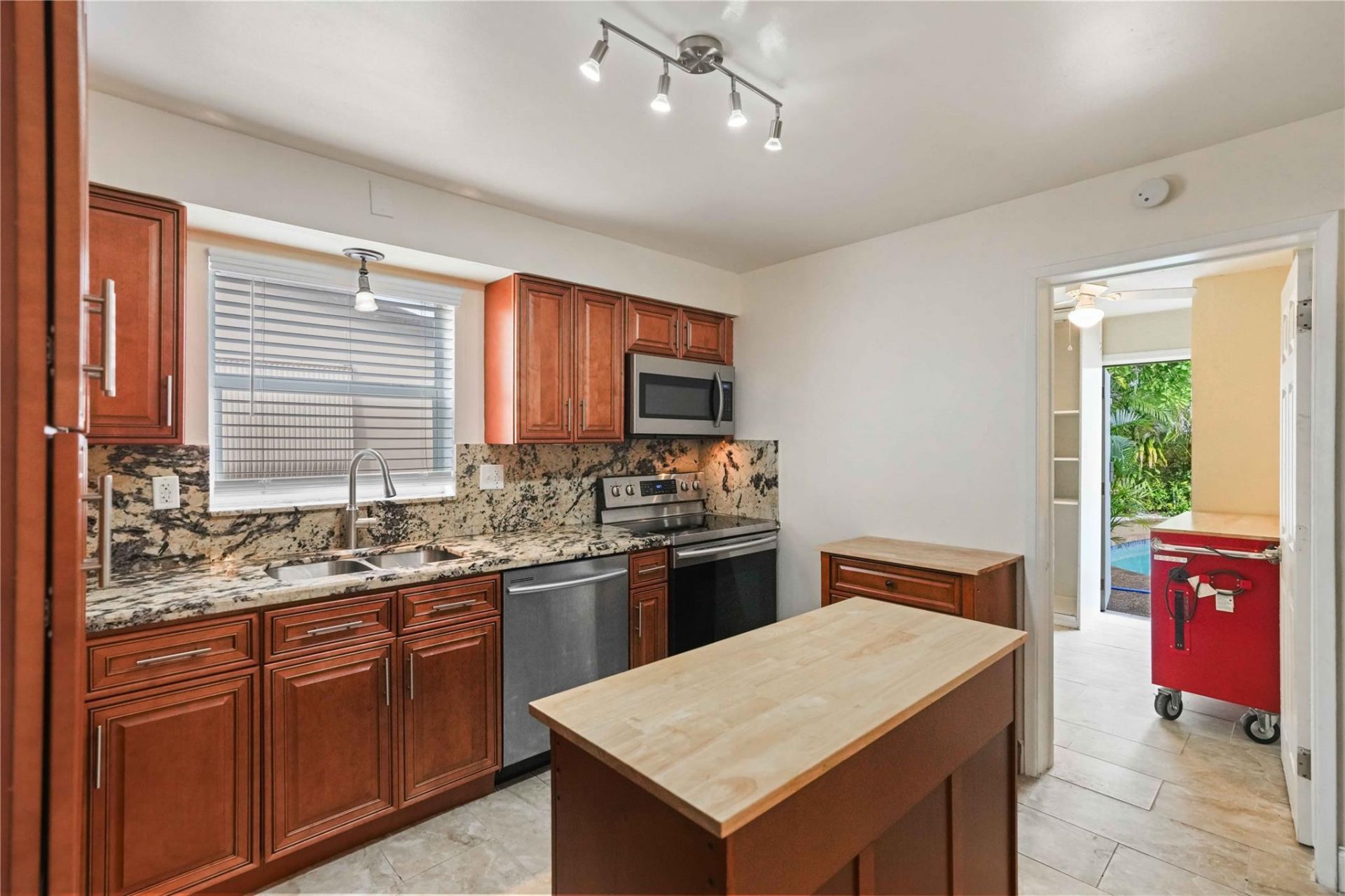 51 NE 49th Street, Fort Lauderdale, FL 33334 Photo