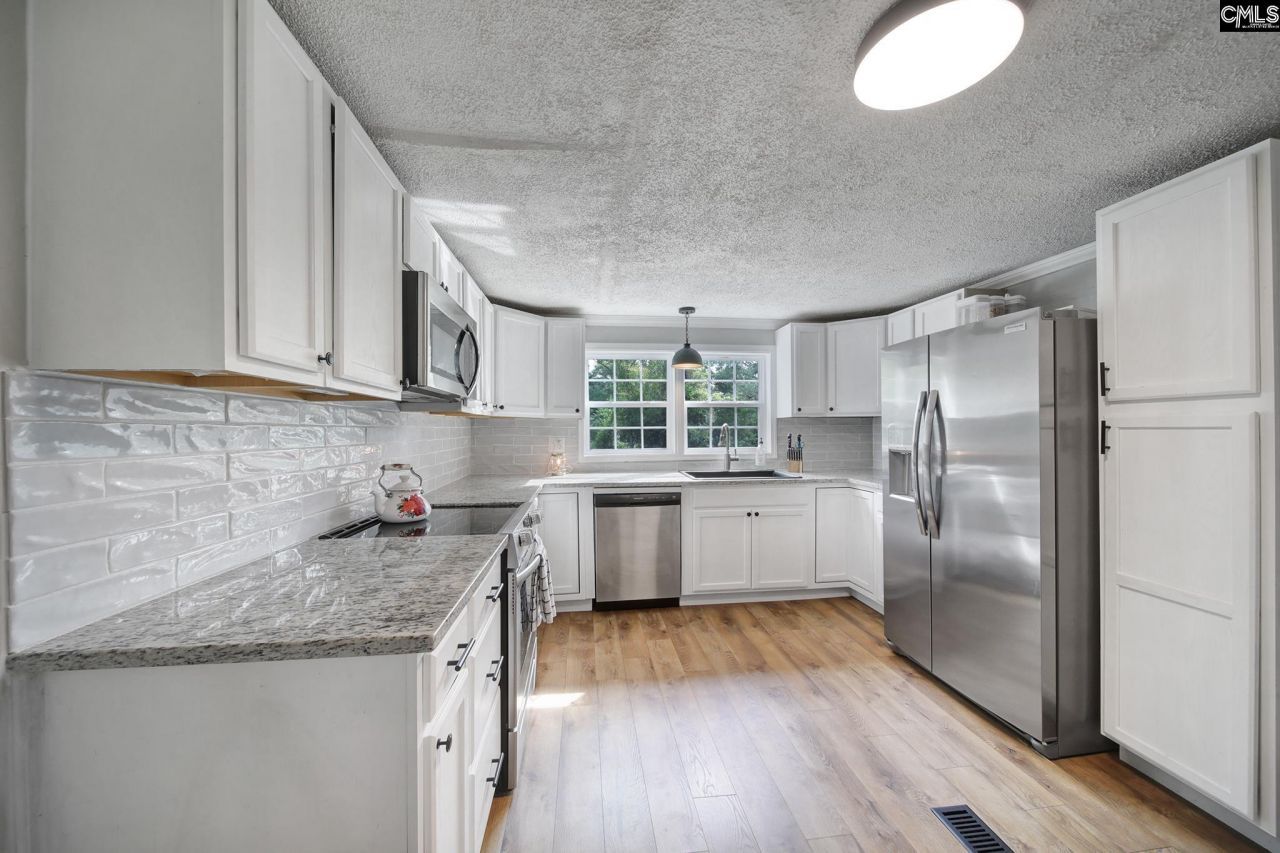 1119 Scott Road Photo 8