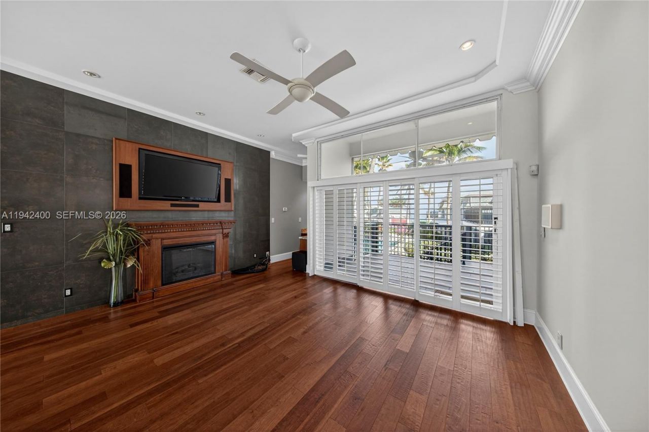 1194 Hillsboro Mile, Unit 12, Hillsboro Beach, FL 33062 Photo