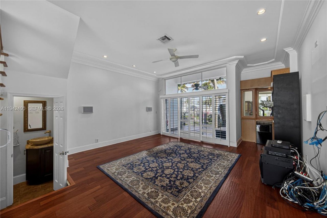 1194 Hillsboro Mile, Unit 12, Hillsboro Beach, FL 33062 Photo