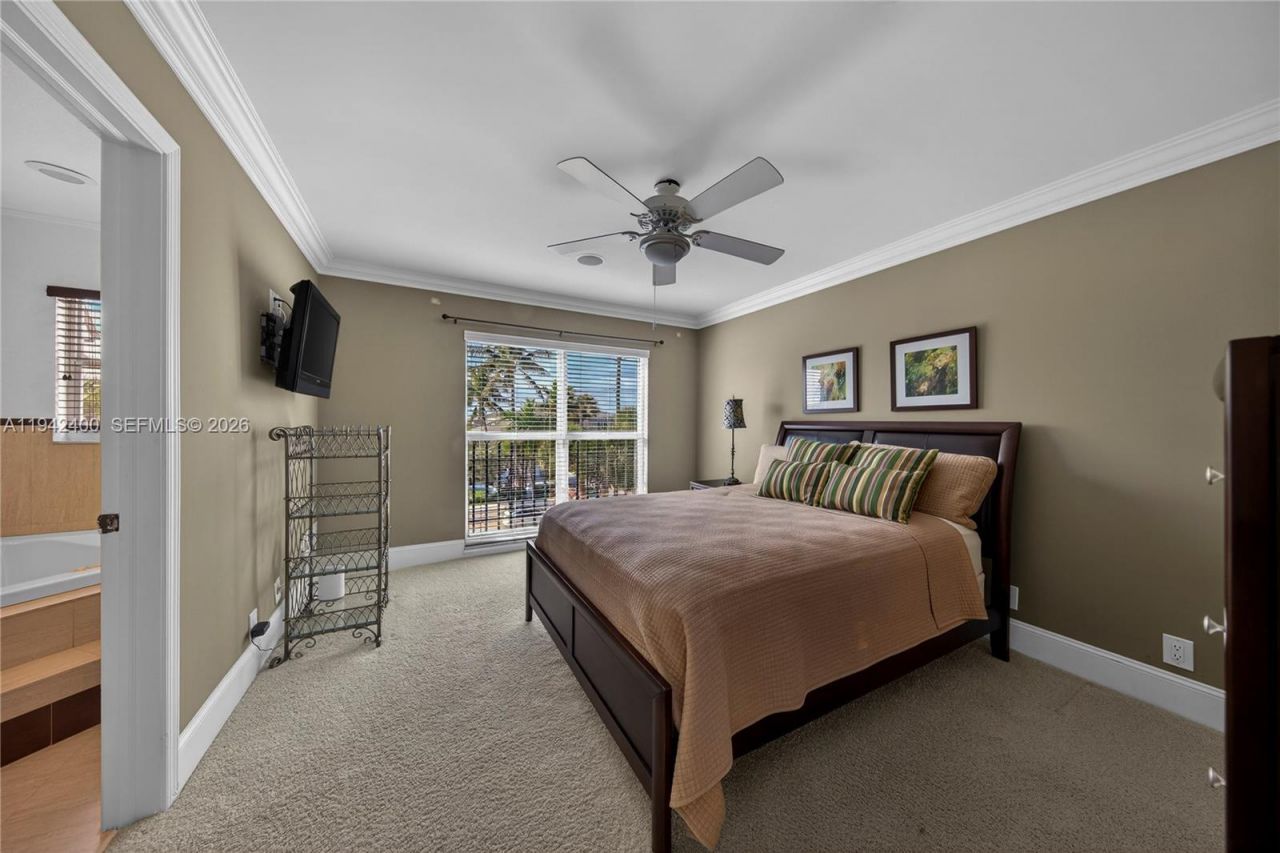 1194 Hillsboro Mile, Unit 12, Hillsboro Beach, FL 33062 Photo