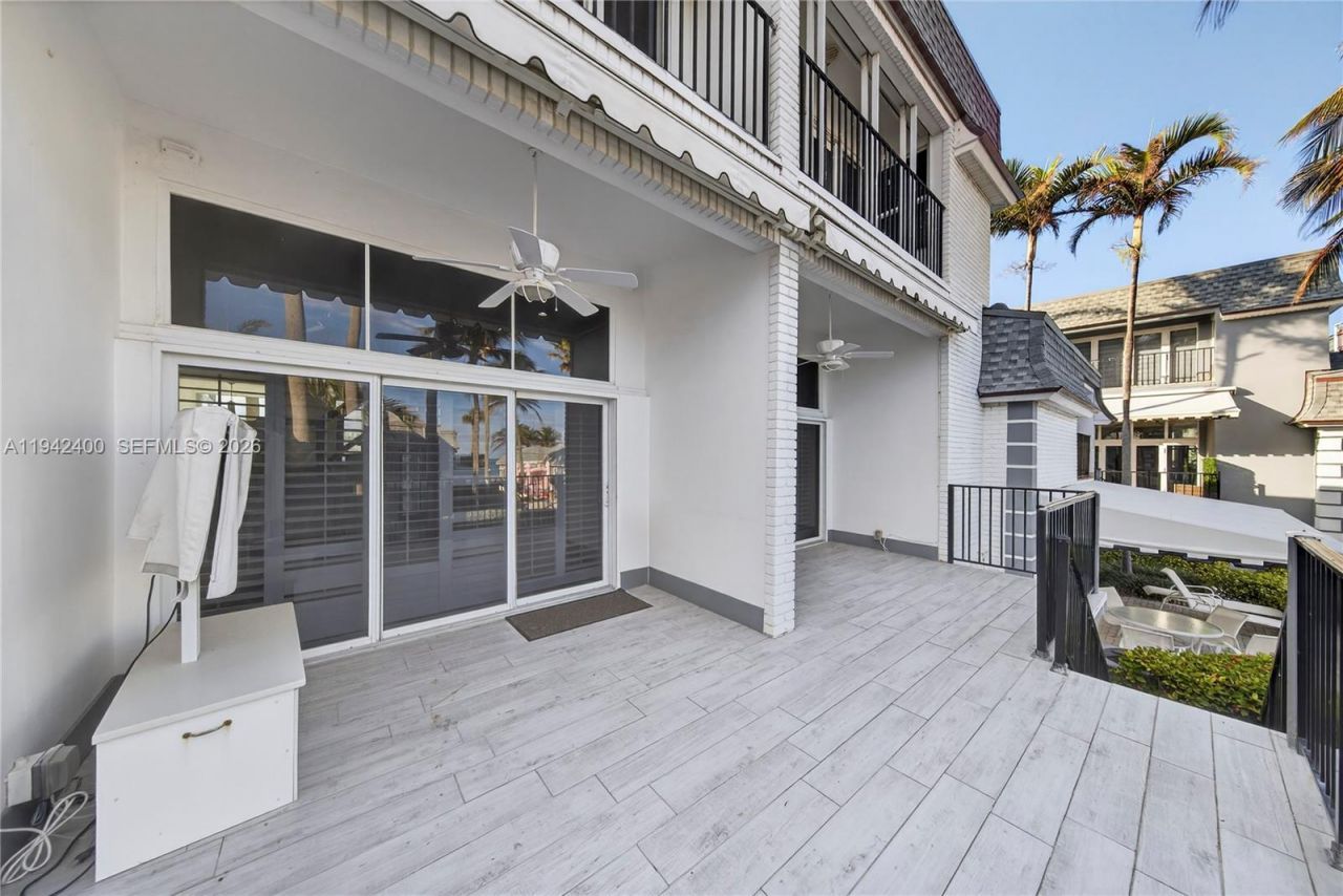 1194 Hillsboro Mile, Unit 12, Hillsboro Beach, FL 33062 Photo