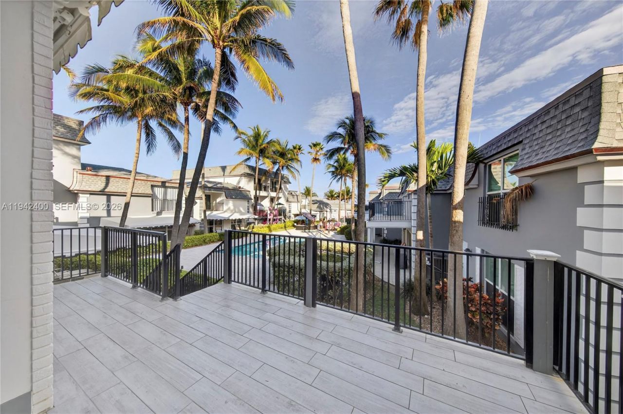 1194 Hillsboro Mile, Unit 12, Hillsboro Beach, FL 33062 Photo