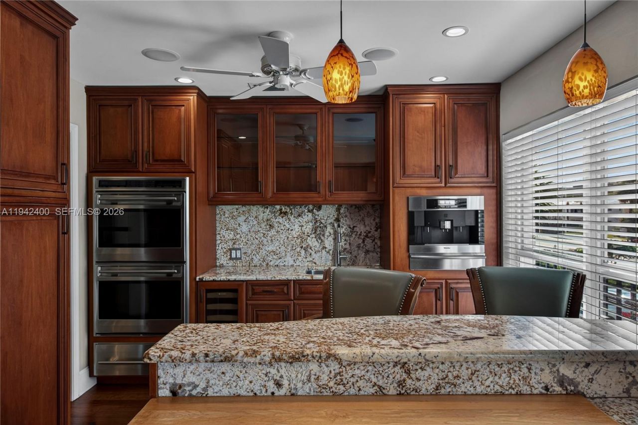 1194 Hillsboro Mile, Unit 12, Hillsboro Beach, FL 33062 Photo