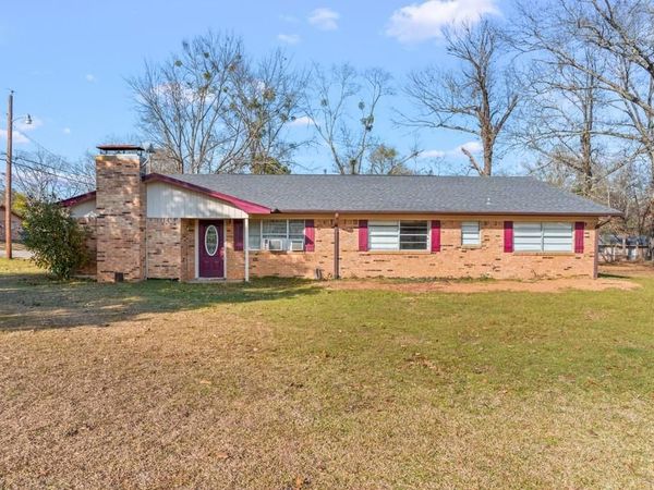 2400 Holly Street, Jacksonville, TX 75766