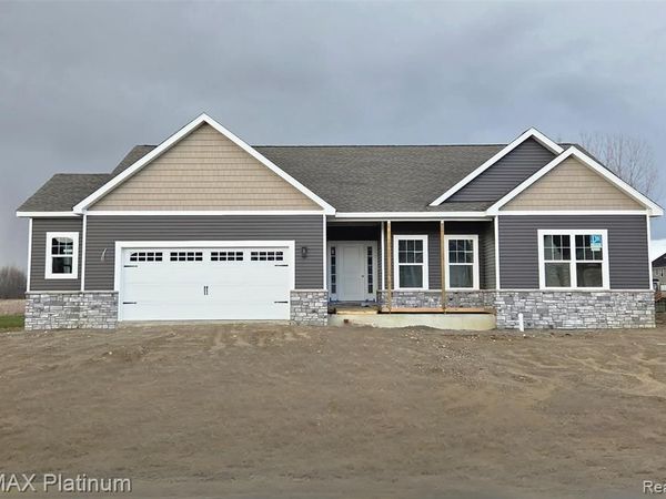 13059 River Rock Pass, Fenton Twp, MI 48451