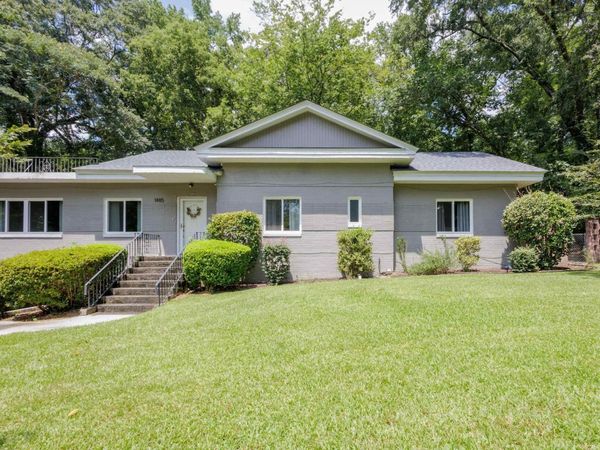 1485 Lone Oak Drive, Macon, GA 31211