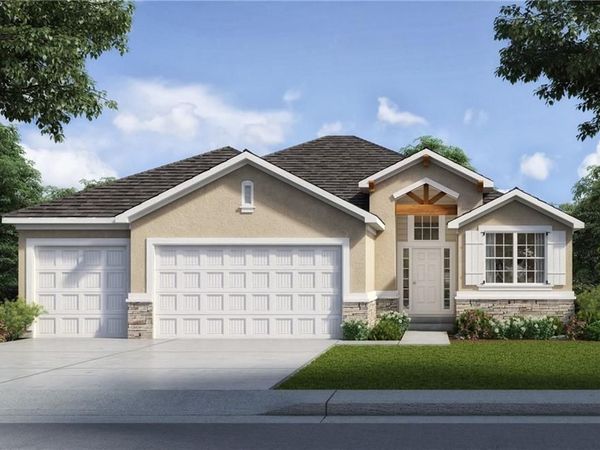 8175 Roundtree Street, Lenexa, KS 66220