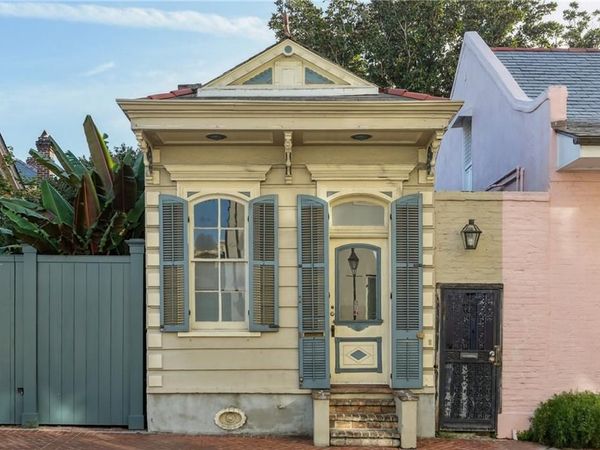 925 ST LOUIS Street, New Orleans, LA 70112