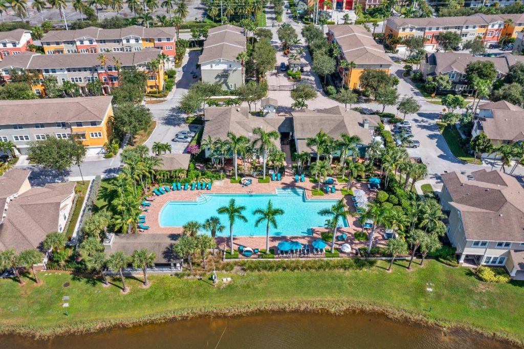 855 Marina Del Ray Lane, Unit 3, West Palm Beach, FL 33401 Photo