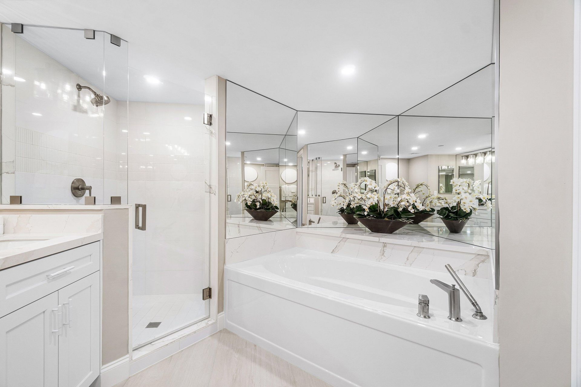 100 SE 5th Avenue, Unit 404, Boca Raton, FL 33432 Photo