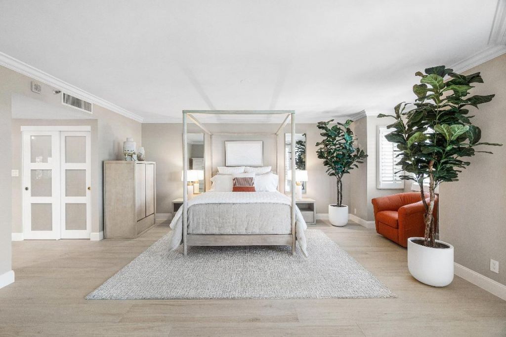 100 SE 5th Avenue, Unit 404, Boca Raton, FL 33432 Photo