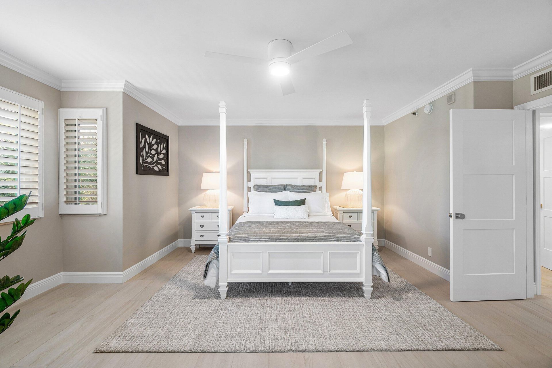 100 SE 5th Avenue, Unit 404, Boca Raton, FL 33432 Photo