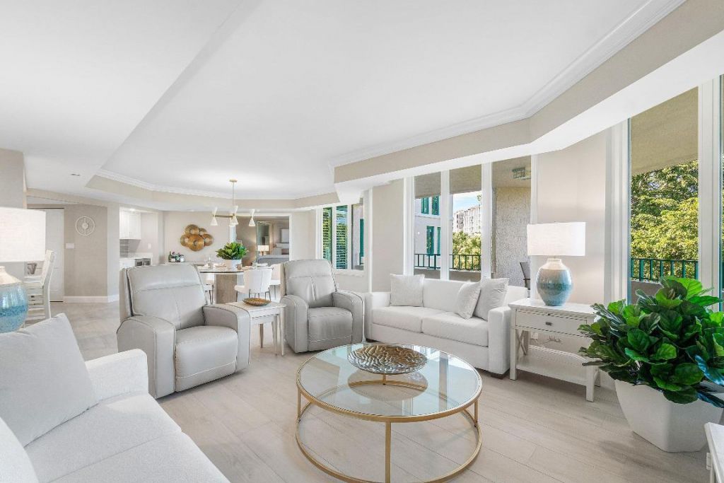 100 SE 5th Avenue, Unit 404, Boca Raton, FL 33432 Photo