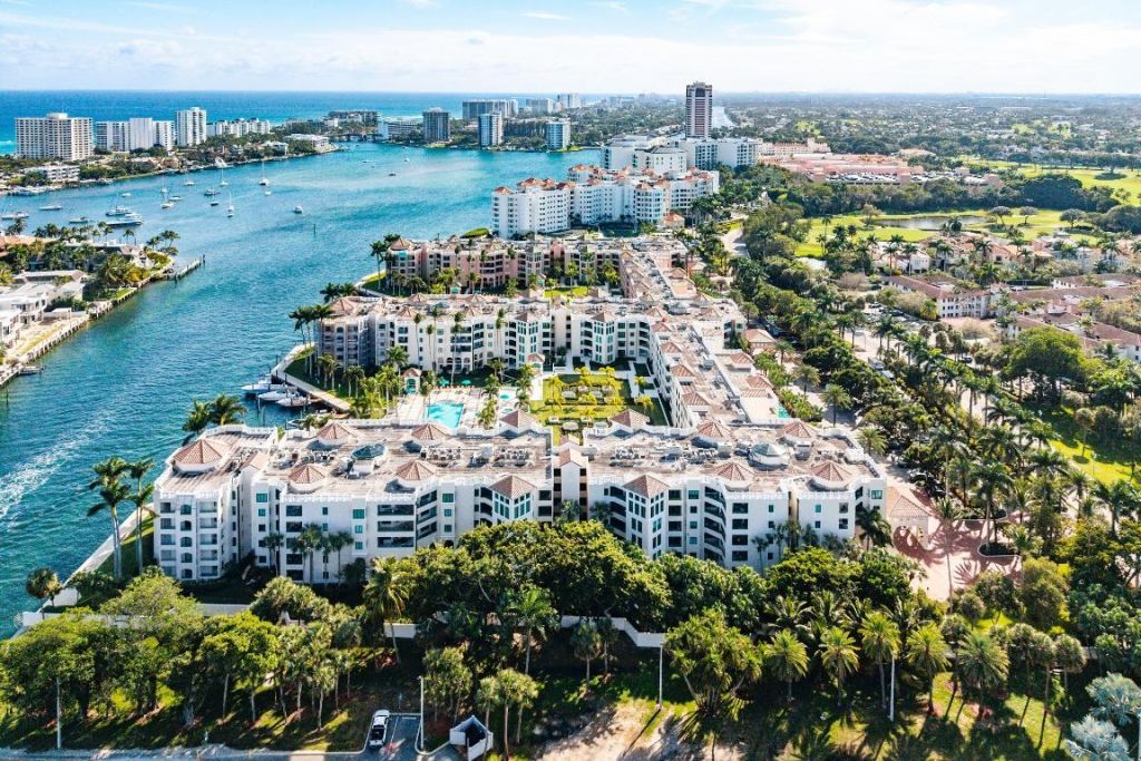 100 SE 5th Avenue, Unit 404, Boca Raton, FL 33432 Photo