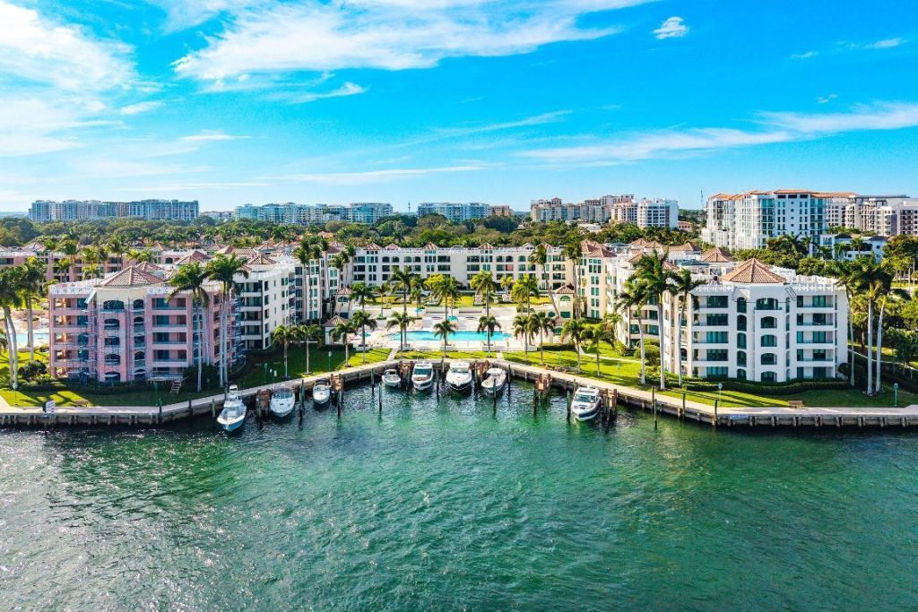 100 SE 5th Avenue, Unit 404, Boca Raton, FL 33432 Photo