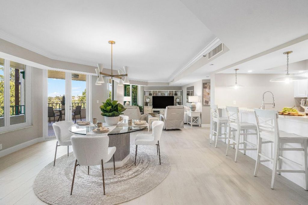 100 SE 5th Avenue, Unit 404, Boca Raton, FL 33432 Photo