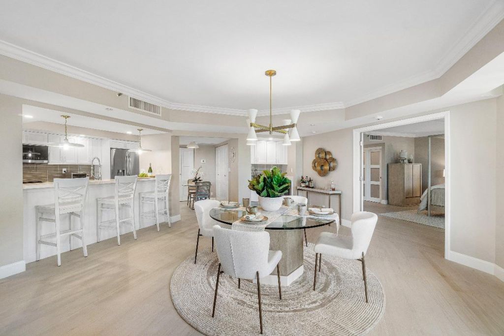 100 SE 5th Avenue, Unit 404, Boca Raton, FL 33432 Photo