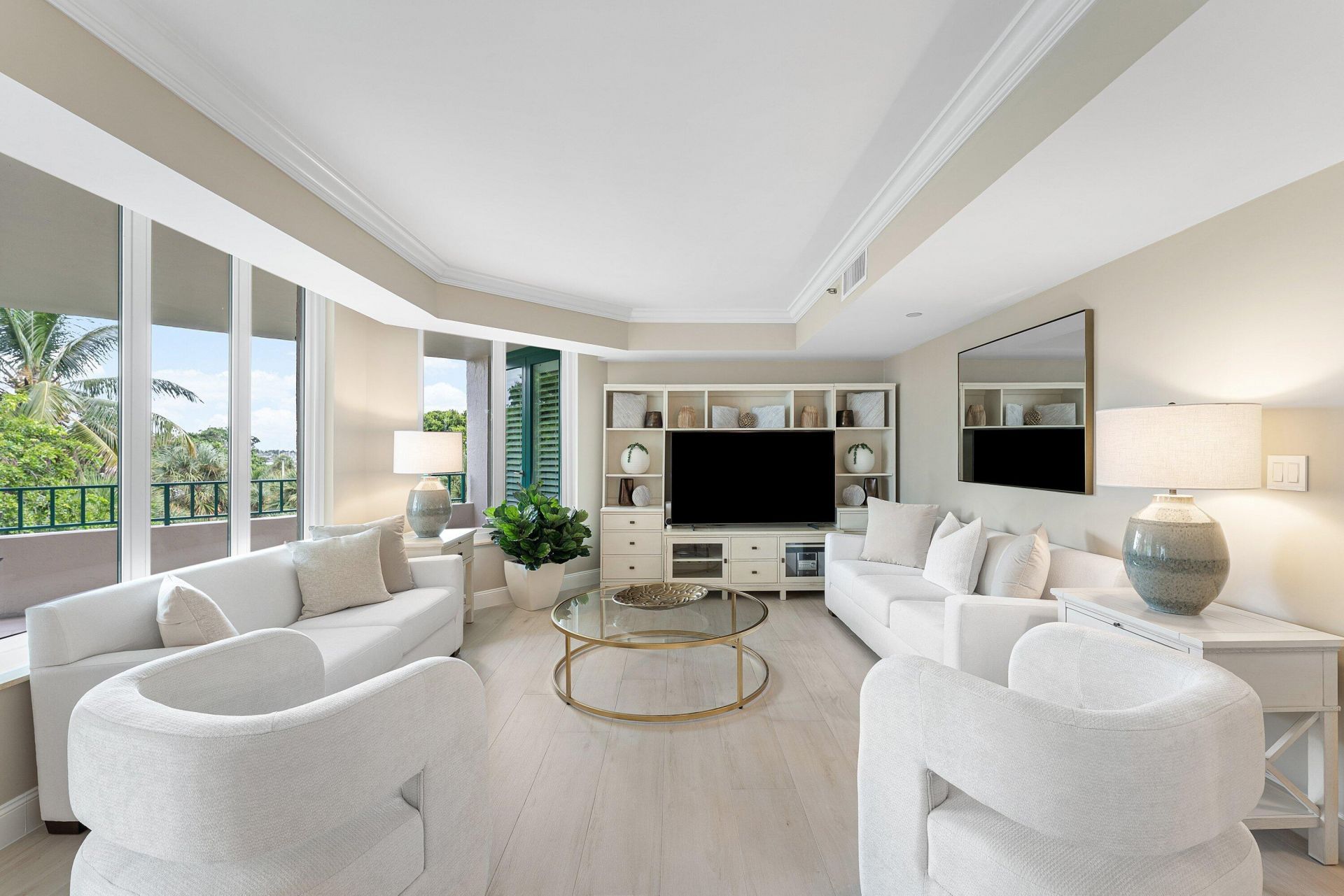 100 SE 5th Avenue, Unit 404, Boca Raton, FL 33432 Photo