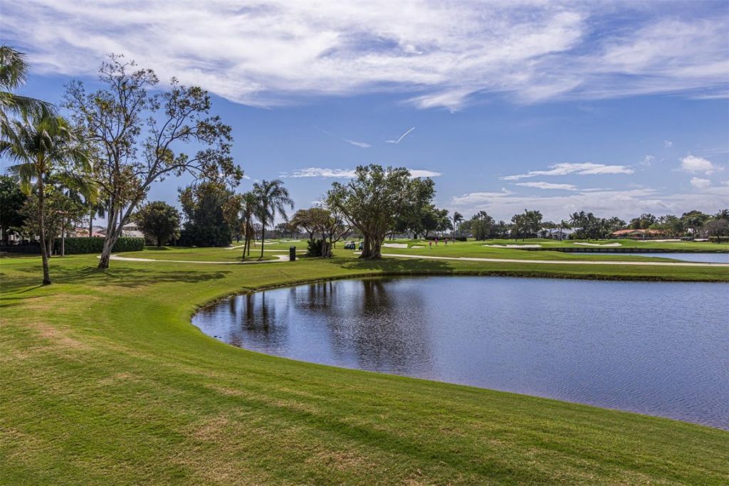 2500 NE 48th Ln, Unit 609, Fort Lauderdale, FL 33308 Photo