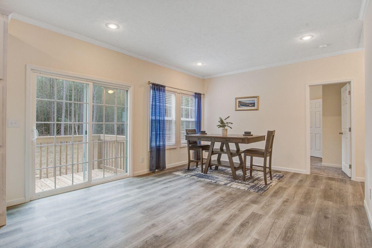 1576 Pine Grove Road Photo 15