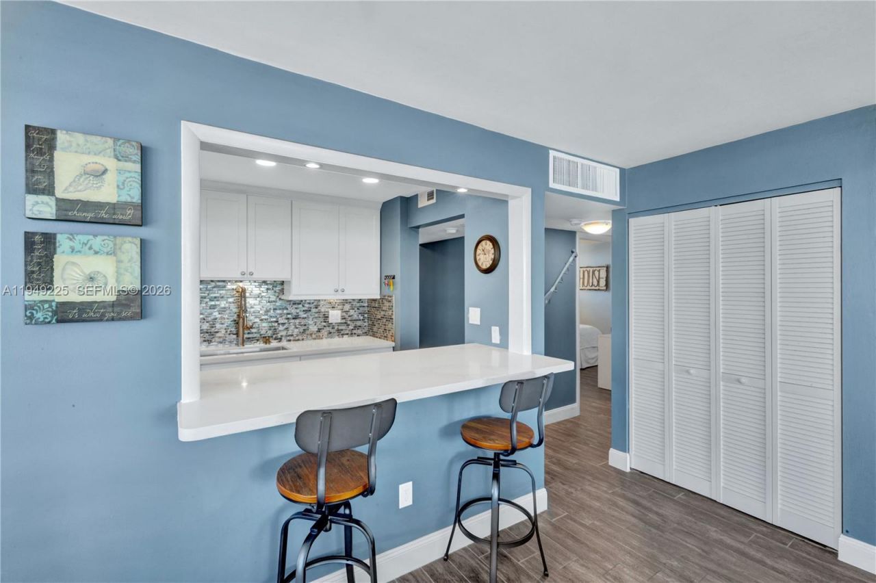 380 Seaview Ct, Unit 1703, Marco Island, FL 34145 Photo