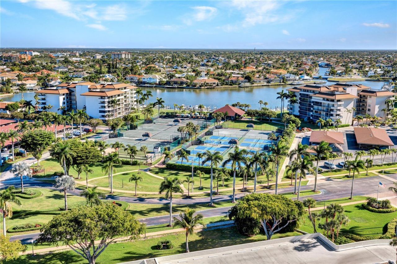 380 Seaview Ct, Unit 1703, Marco Island, FL 34145 Photo