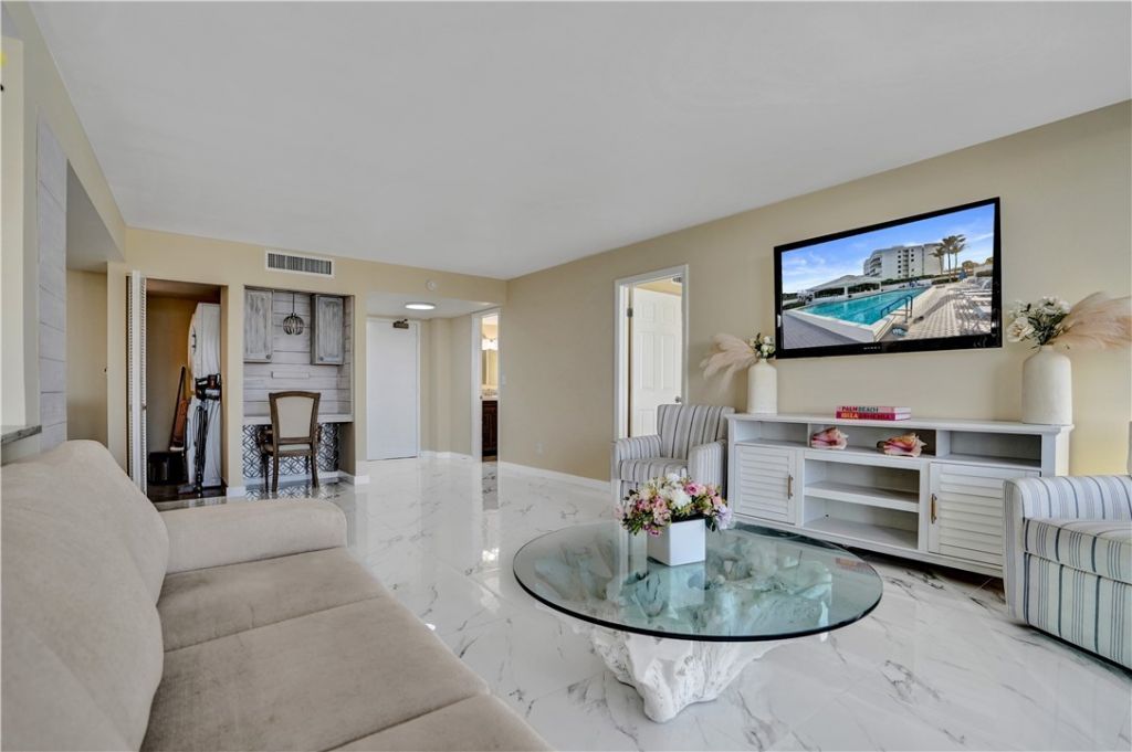3590 S Ocean Boulevard, Unit 809, South Palm Beach, FL 33480 Photo