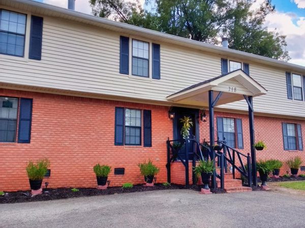 218 E 8th Street, Trenton, TN 38382