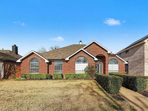 1629 Brookstone Drive, Mesquite, TX 75181