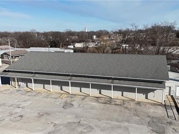 2401 Main Street, Lexington, MO 64067