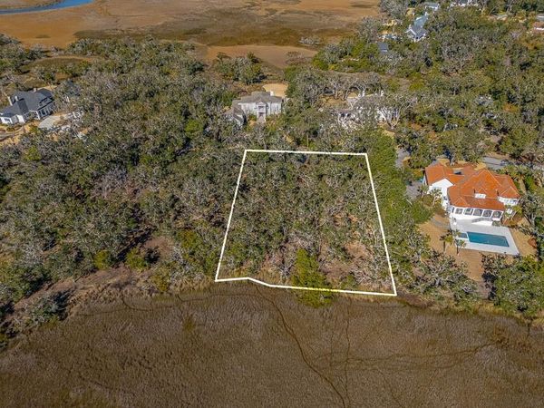 107 Davison Lane, St. Simons Island, GA 31522