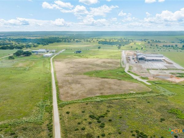 762 Tx-304, Unit A, Bastrop, TX 78602
