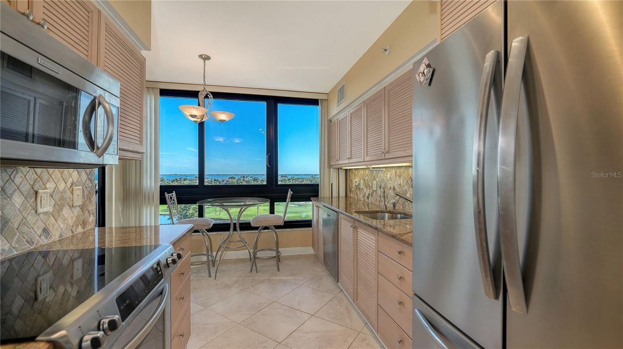 585 Sanctuary Drive, Unit B502, Longboat Key, FL 34228 Photo
