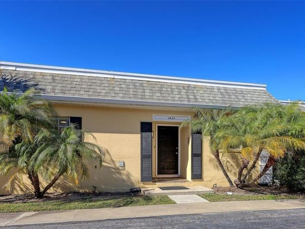 2425 ASPINWALL STREET, Unit 2425, SARASOTA, FL 34237