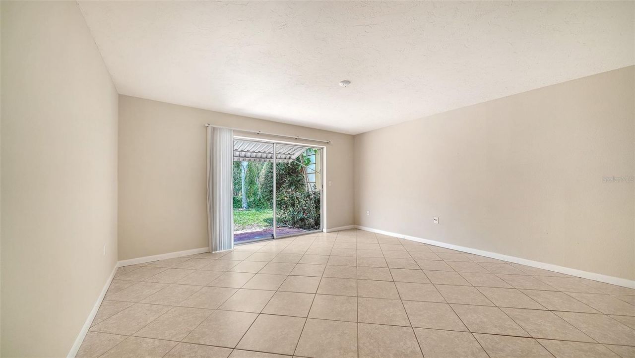 2425 Aspinwall Street, Unit 2425, Sarasota, FL 34237 Photo