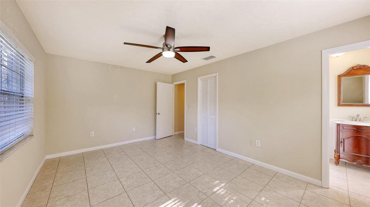 2425 Aspinwall Street, Unit 2425, Sarasota, FL 34237 Photo