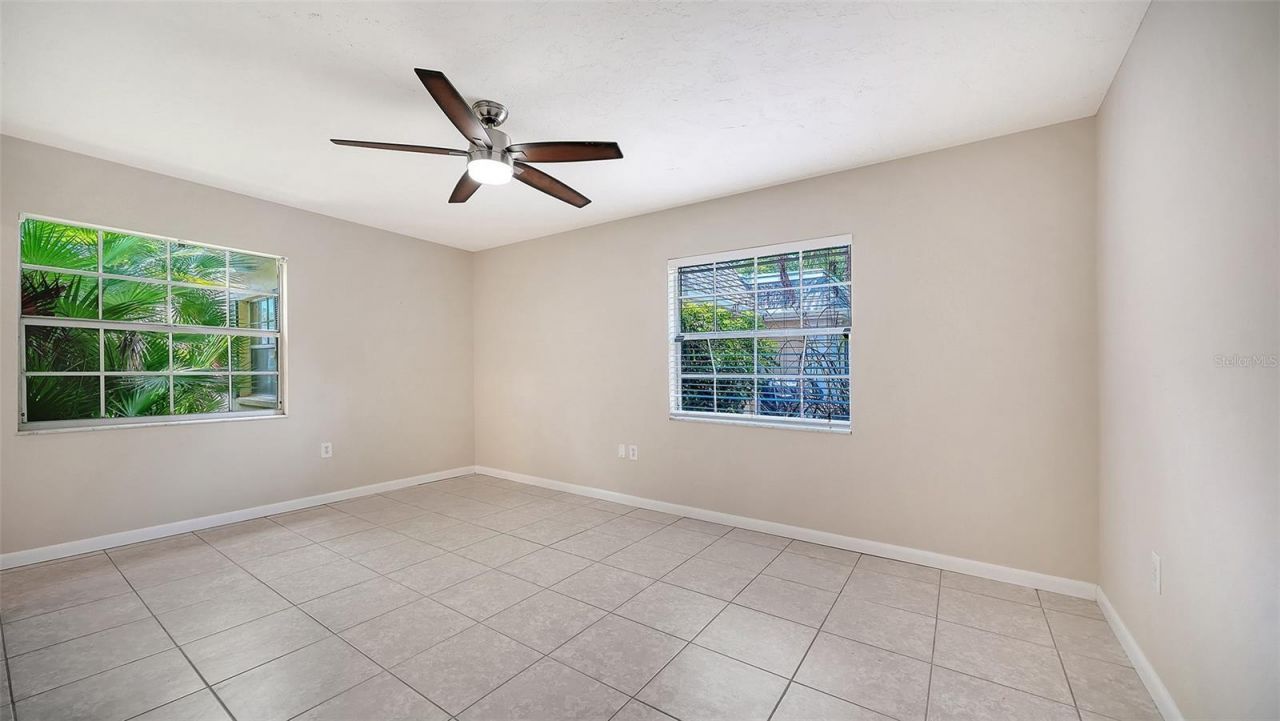 2425 Aspinwall Street, Unit 2425, Sarasota, FL 34237 Photo