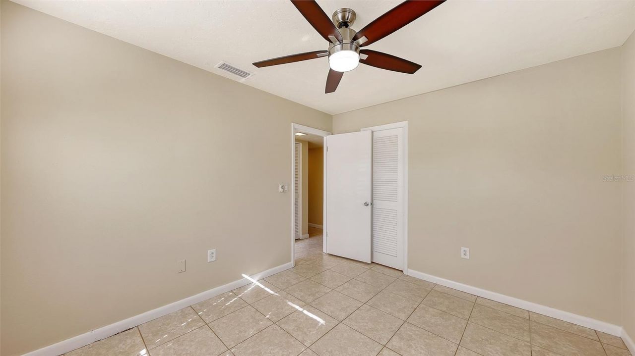 2425 Aspinwall Street, Unit 2425, Sarasota, FL 34237 Photo