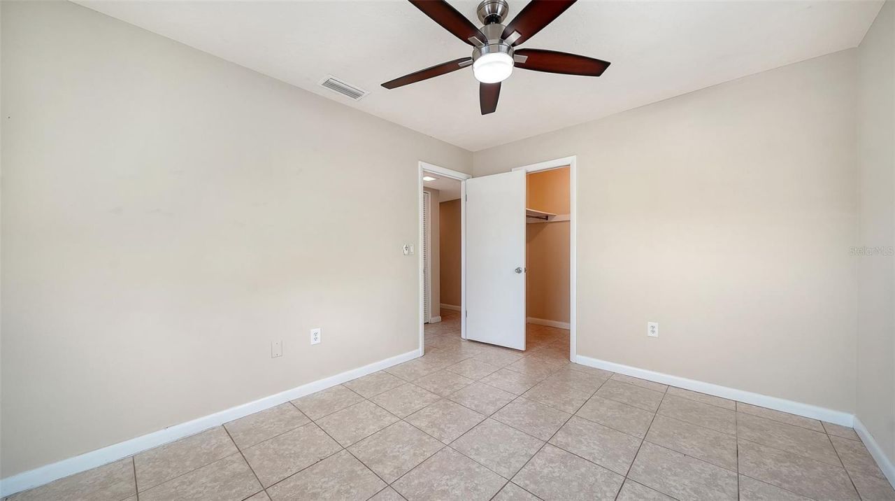 2425 Aspinwall Street, Unit 2425, Sarasota, FL 34237 Photo