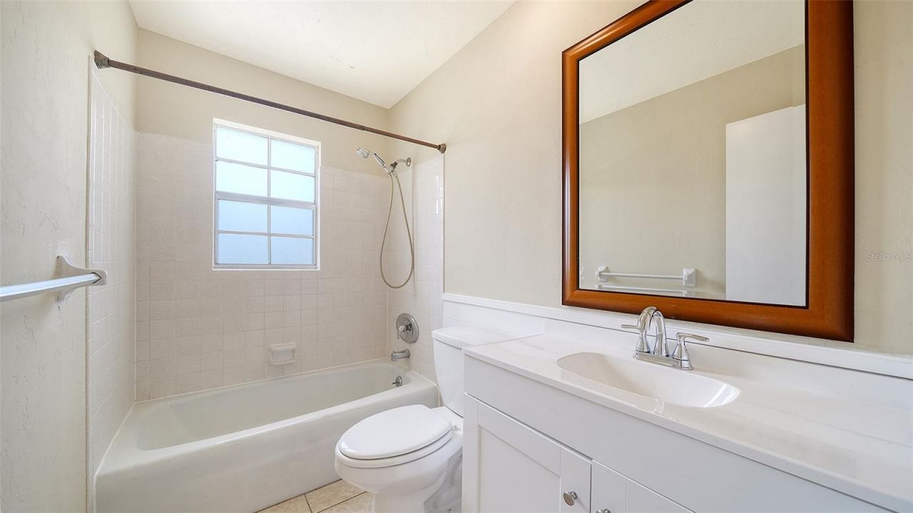 2425 Aspinwall Street, Unit 2425, Sarasota, FL 34237 Photo
