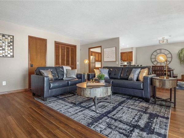 6 Connie Lane, Bella Vista, AR 72715