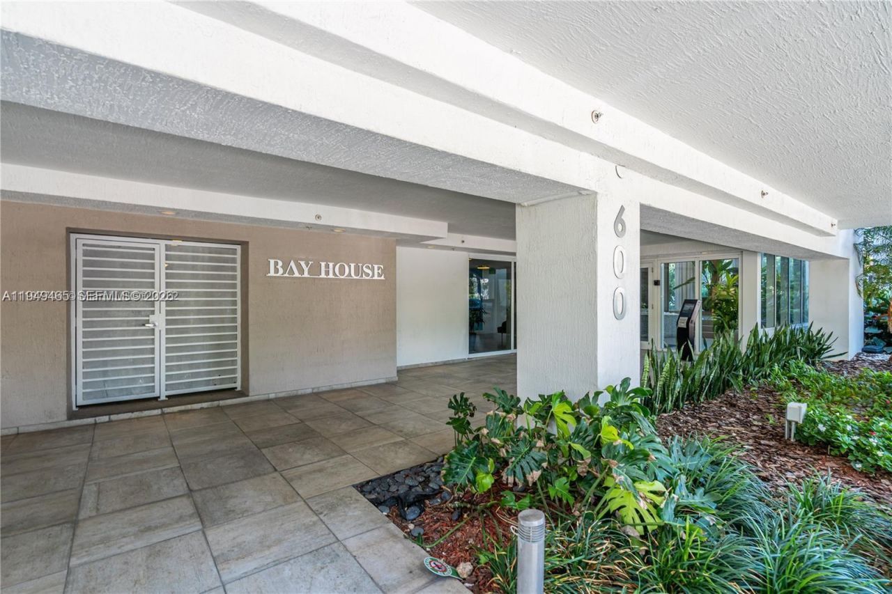 600 NE 27th St, Unit 2904, Miami, FL 33137 Photo