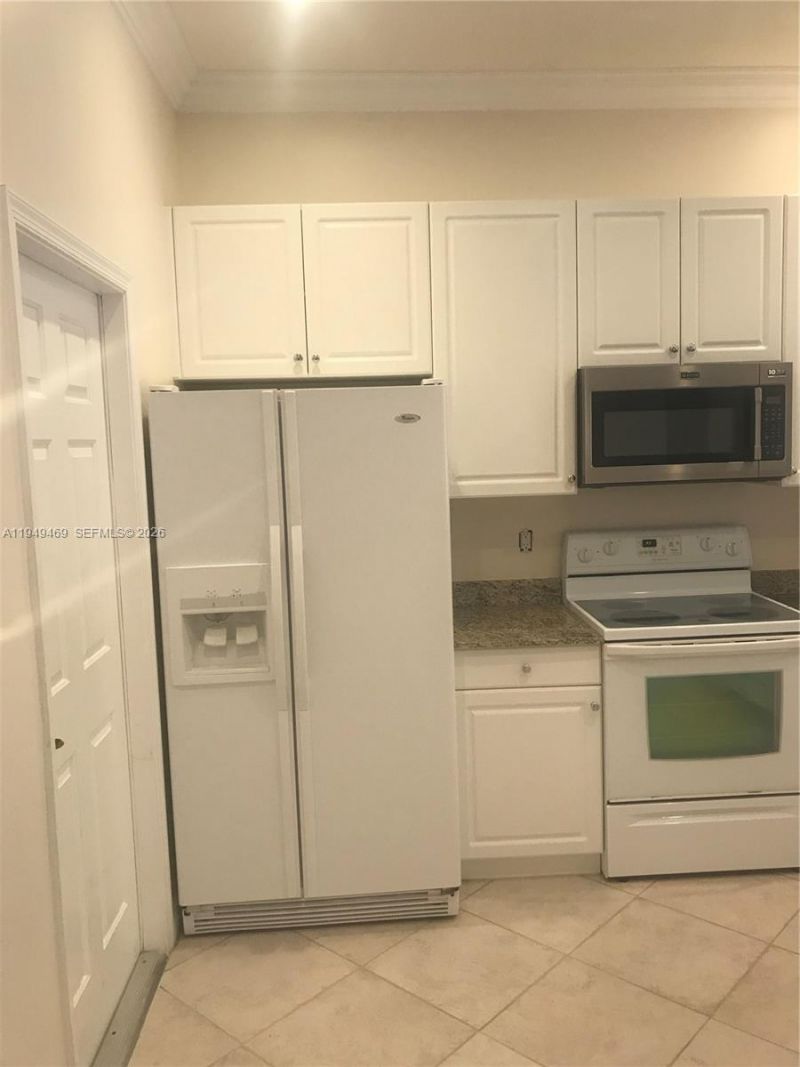 3338 Lakeside Dr, Unit 50, Davie, FL 33328 Photo