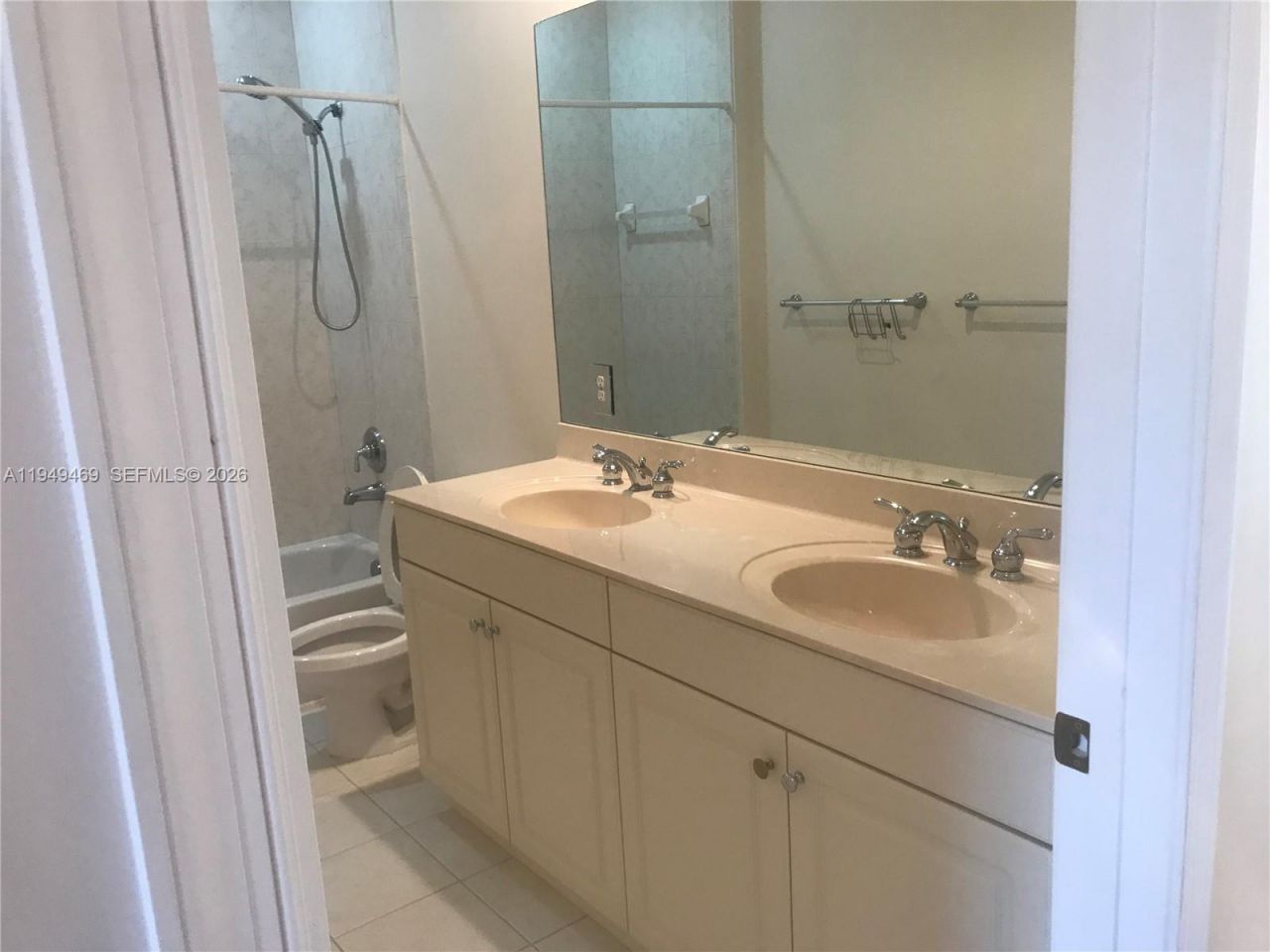 3338 Lakeside Dr, Unit 50, Davie, FL 33328 Photo