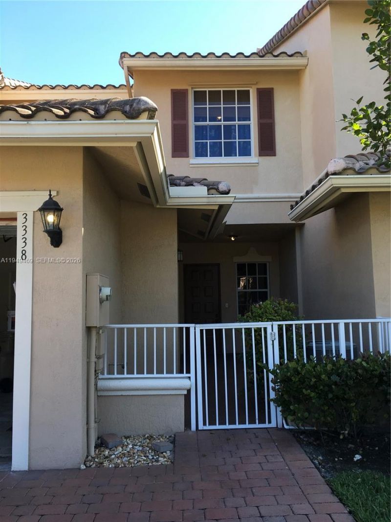 3338 Lakeside Dr, Unit 50, Davie, FL 33328 Photo