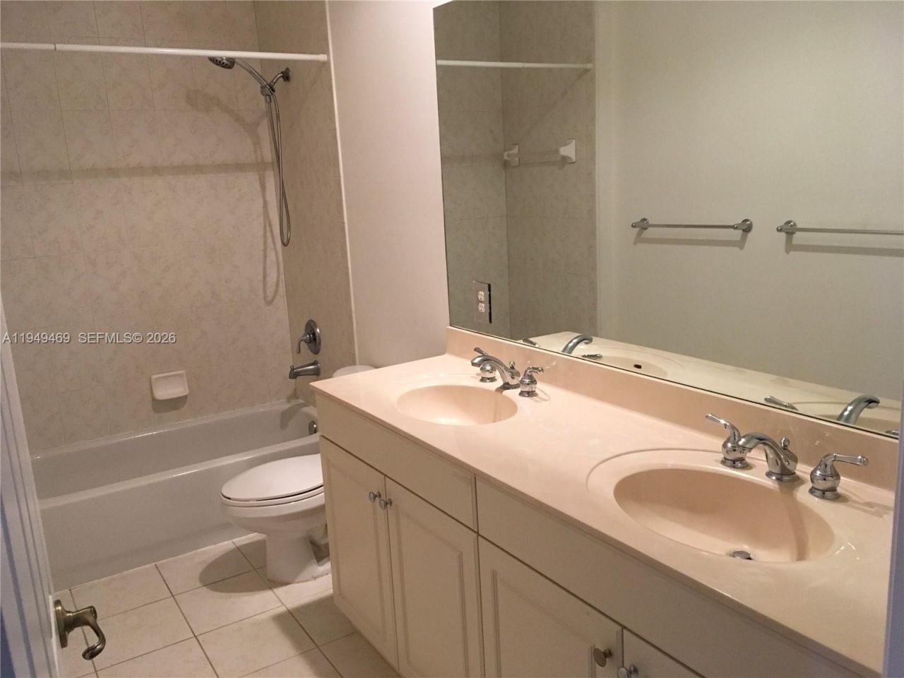 3338 Lakeside Dr, Unit 50, Davie, FL 33328 Photo