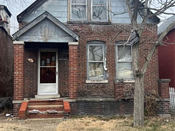 4237 W Ashland Avenue, St Louis, MO 63115