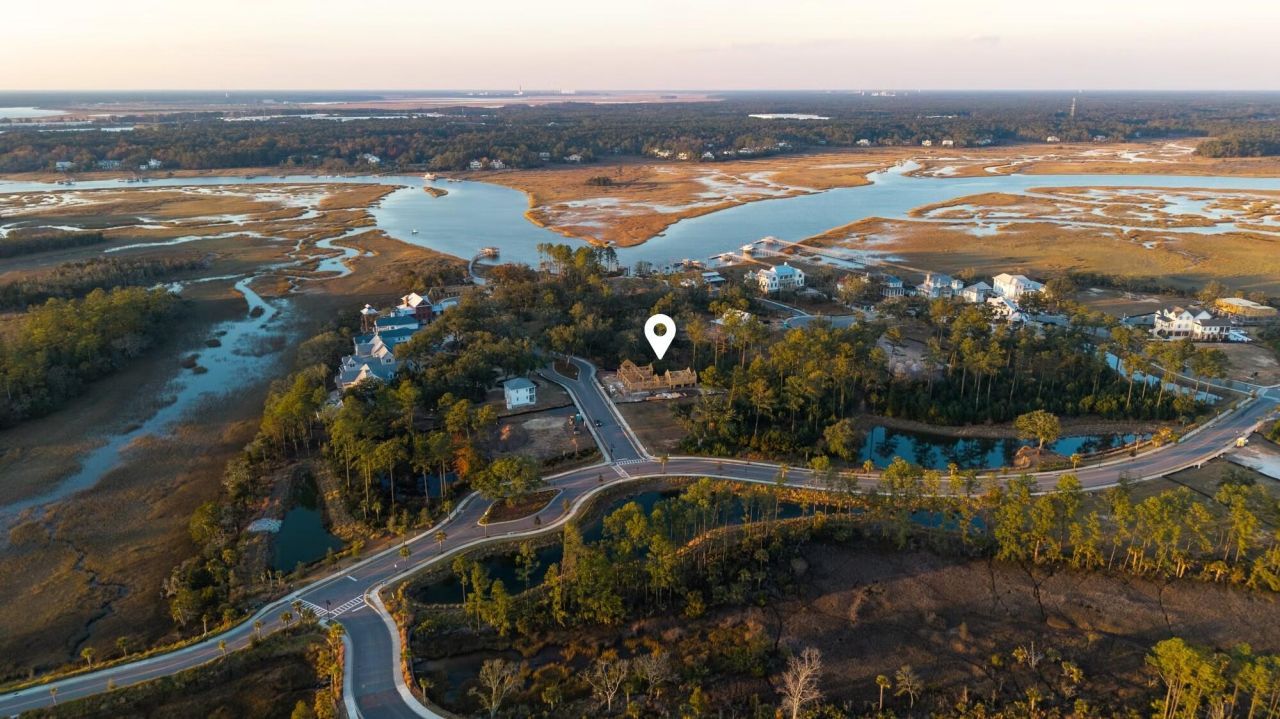 809 Roddin Street Photo 66